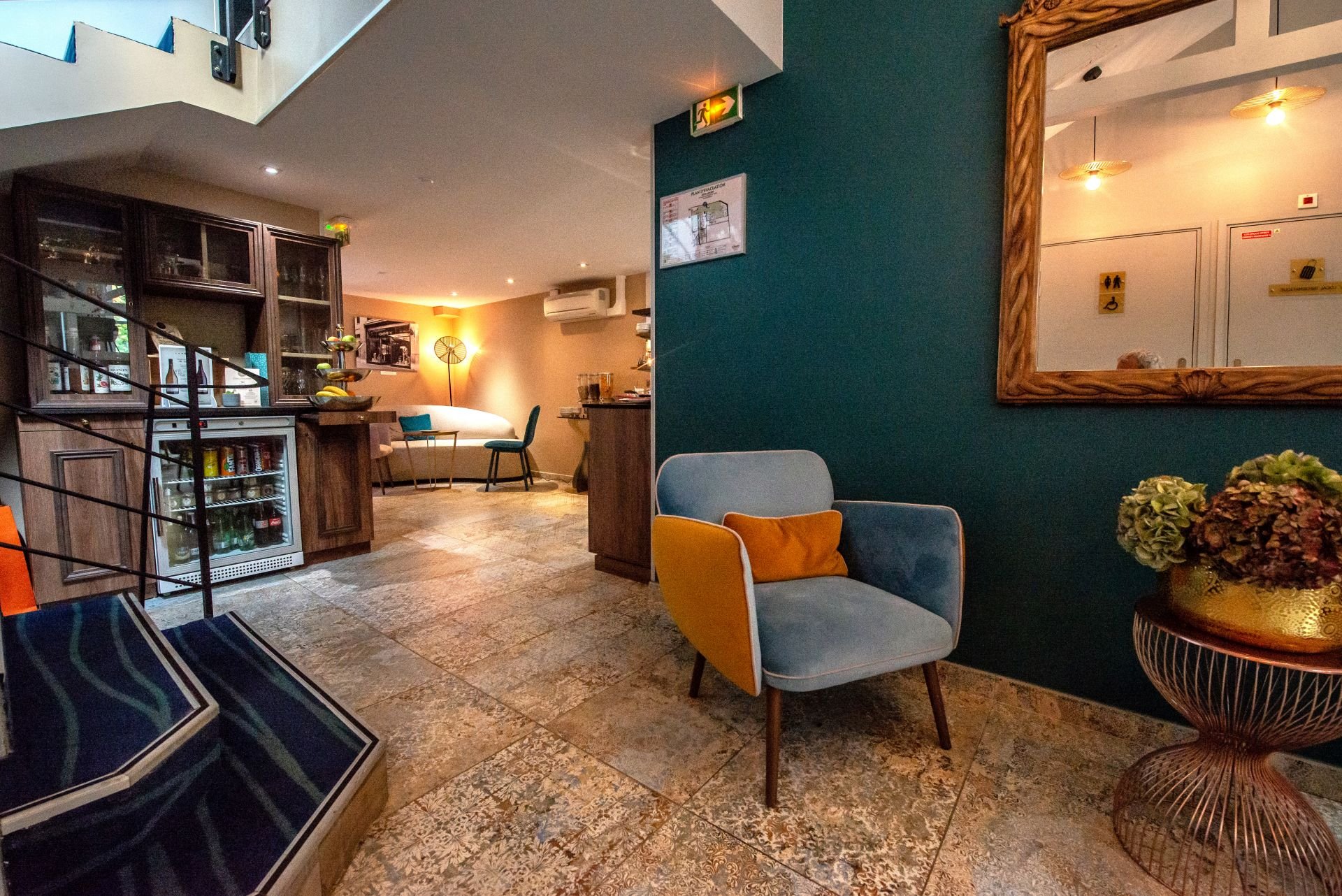 HTEL MERCURE ****