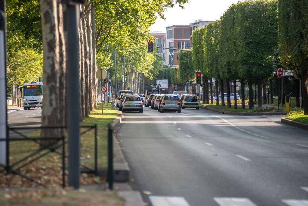 Par la route