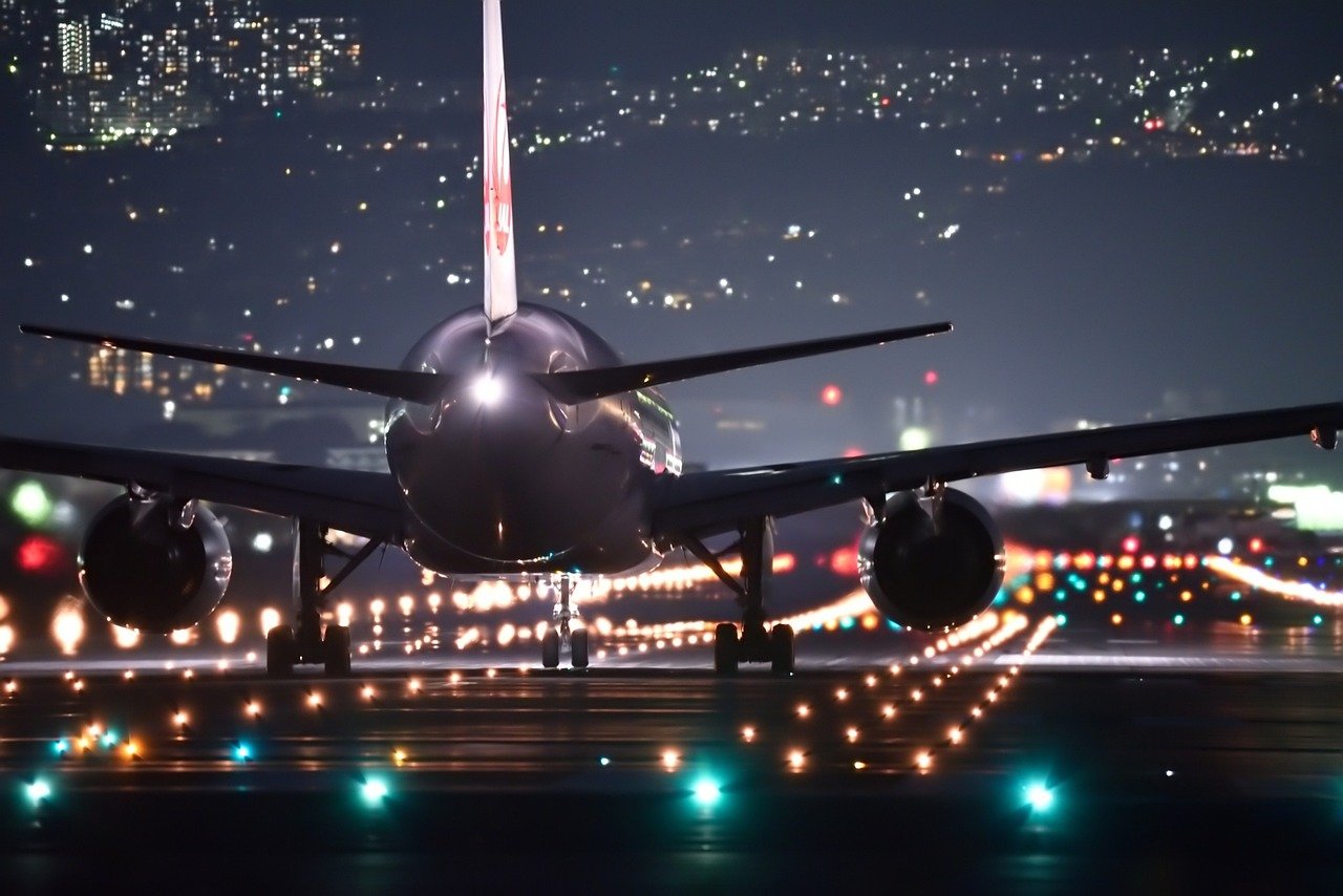 Par l'avion